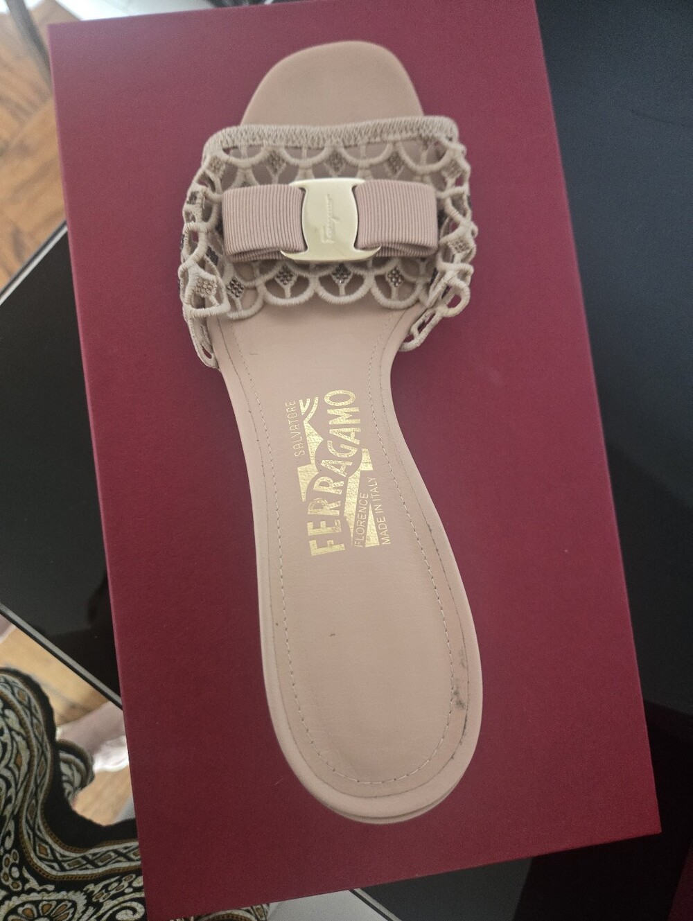 Salvatore Ferragamo Amaretti Vara Bow Mule Sandals - Picture 8 of 10